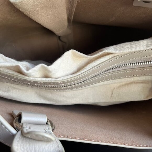 Zara cow leather bucket bag. - Picture 3 of 3